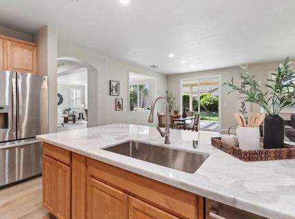 651 Hawkcrest Cir, Sacramento, CA 95835 Photo