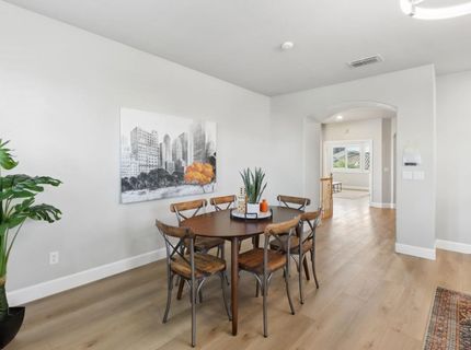 651 Hawkcrest Cir, Sacramento, CA 95835 Photo