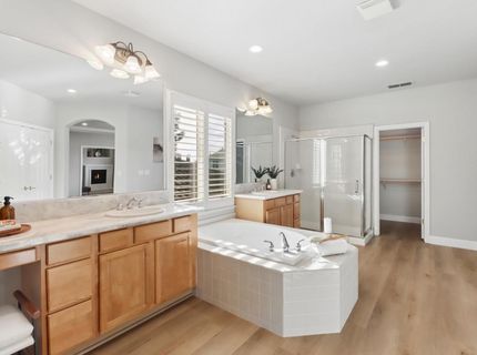 651 Hawkcrest Cir, Sacramento, CA 95835 Photo