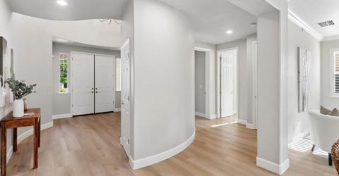 651 Hawkcrest Cir, Sacramento, CA 95835 Photo