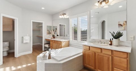 651 Hawkcrest Cir, Sacramento, CA 95835 Photo