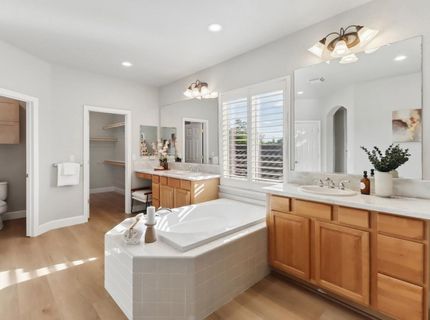 651 Hawkcrest Cir, Sacramento, CA 95835 Photo