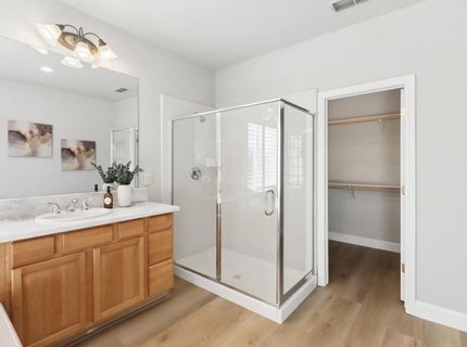 651 Hawkcrest Cir, Sacramento, CA 95835 Photo