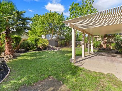 651 Hawkcrest Cir, Sacramento, CA 95835 Photo