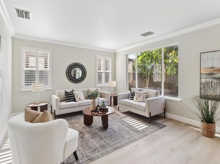 651 Hawkcrest Cir, Sacramento, CA 95835 Photo
