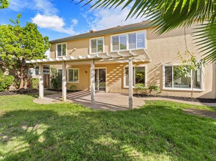 651 Hawkcrest Cir, Sacramento, CA 95835 Photo
