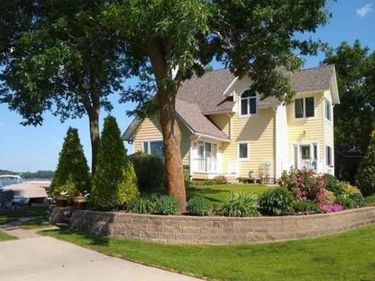 3710 Sioux Lane, Madison Lake, MN 56063