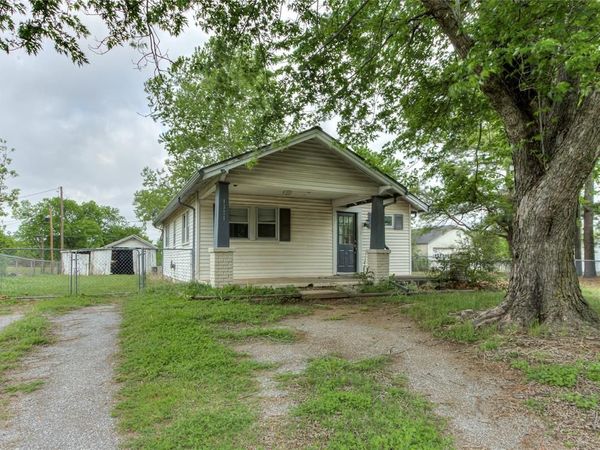 1371 N 1st Street, Harrah, OK 73045
