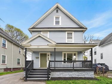100 Linnet Street , Rochester, NY 14613