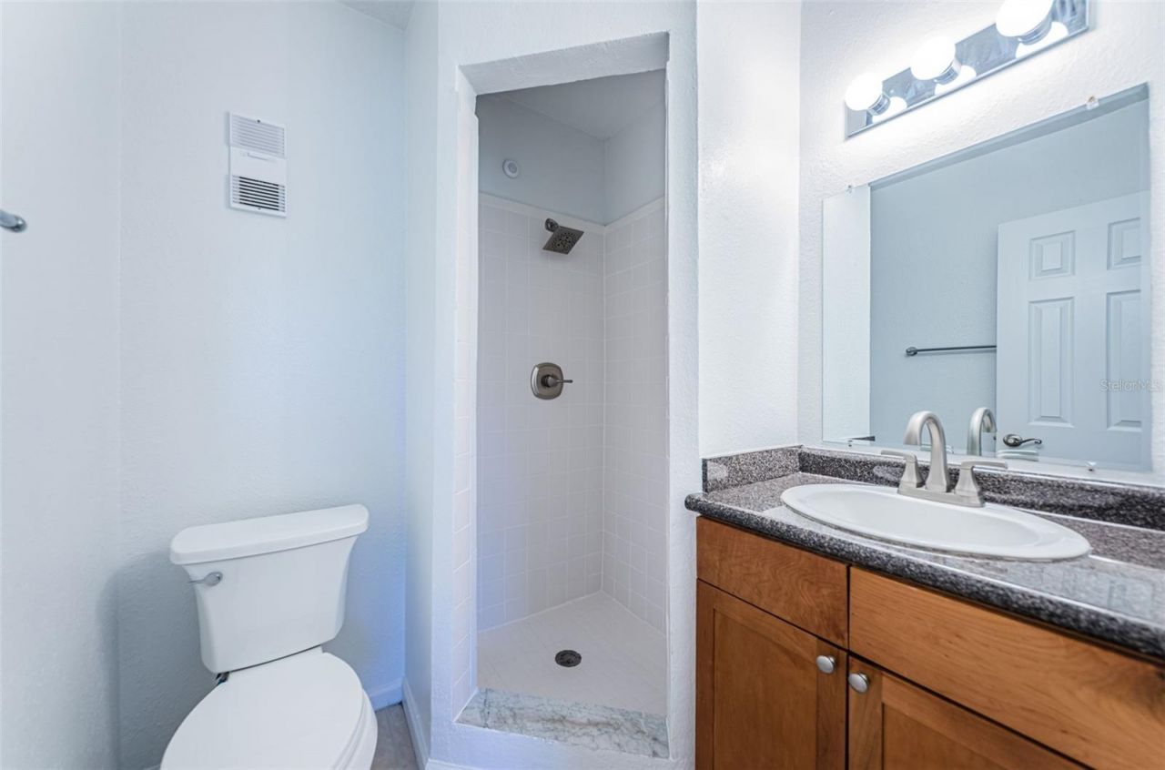 251 Pompano Drive Se, Unit D, Saint Petersburg, FL 33705 Photo
