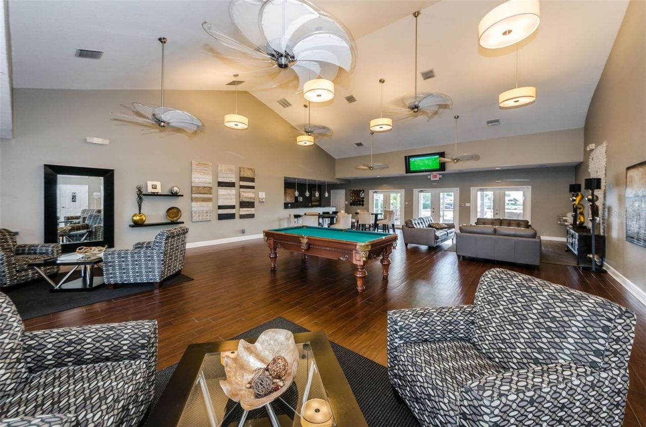 251 Pompano Drive Se, Unit D, Saint Petersburg, FL 33705 Photo