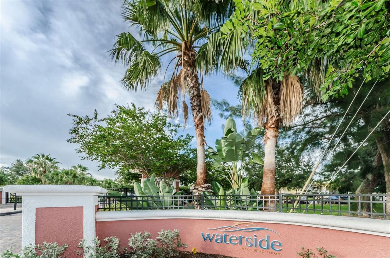 251 Pompano Drive Se, Unit D, Saint Petersburg, FL 33705 Photo