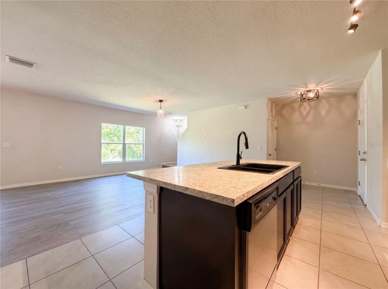 14405 Scottburgh Glen Drive, Wimauma, FL 33598 Photo