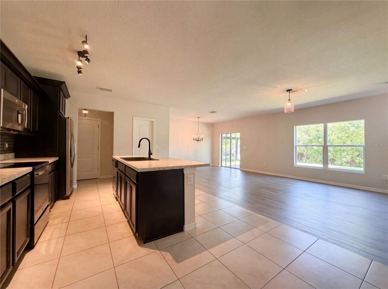 14405 Scottburgh Glen Drive, Wimauma, FL 33598 Photo