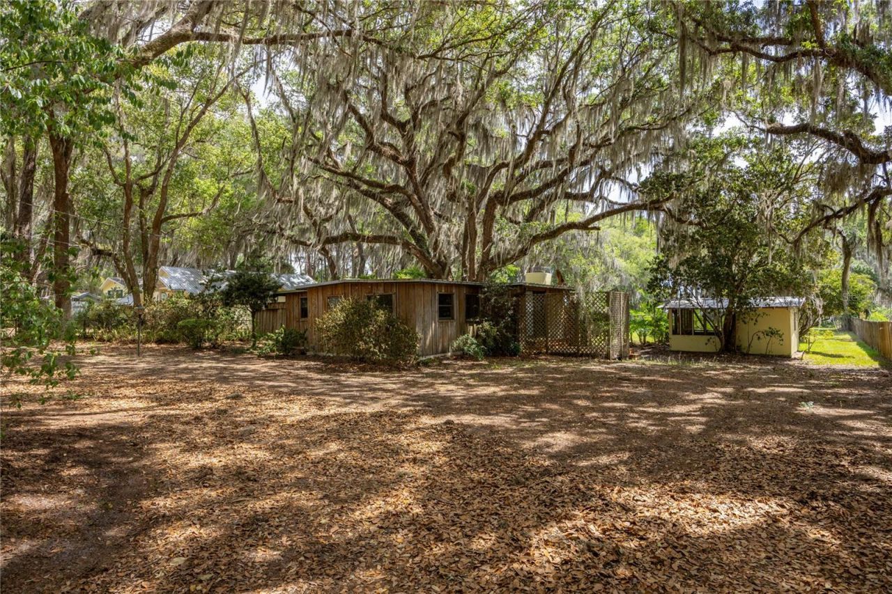 7305 NE 222nd Street , Melrose, FL 32666 Photo
