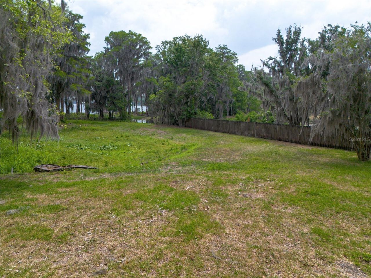 7305 NE 222nd Street , Melrose, FL 32666 Photo