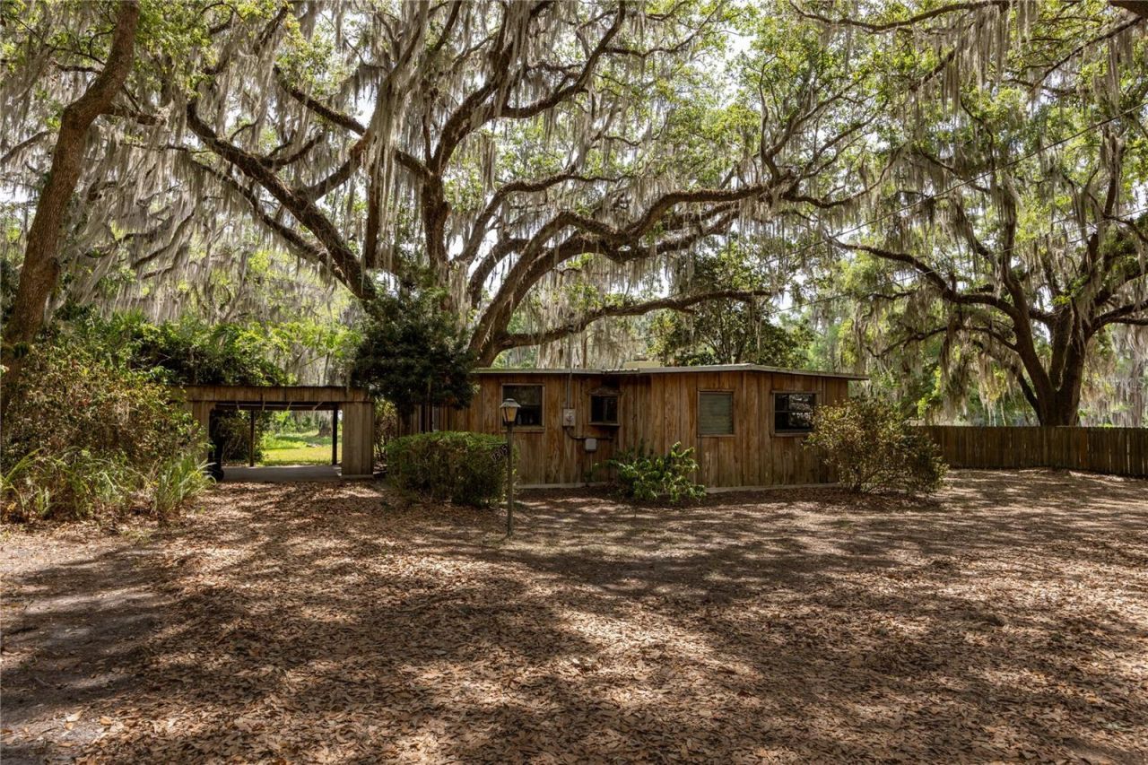 7305 NE 222nd Street , Melrose, FL 32666 Photo