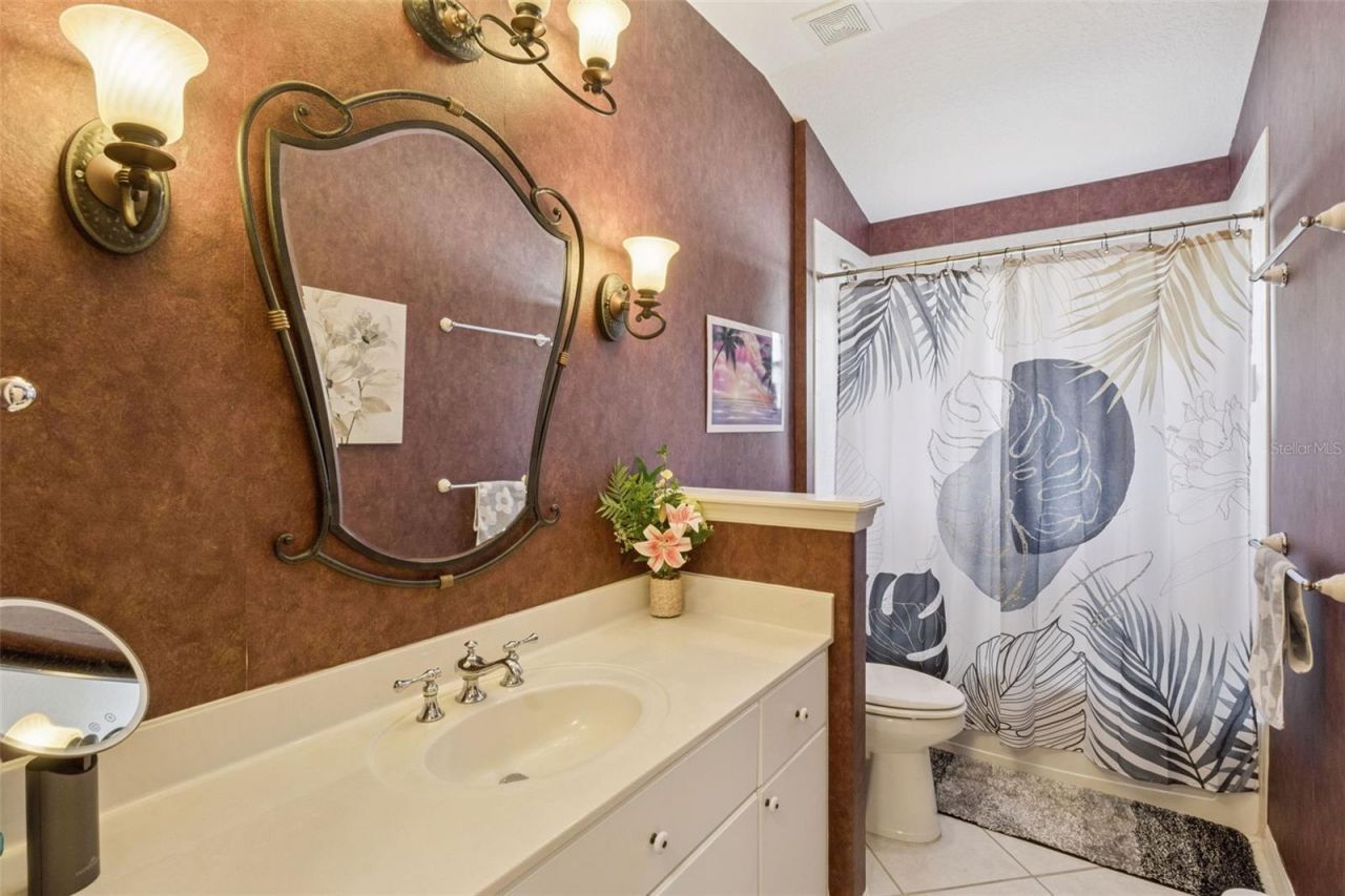 5607 Sir Churchill Drive, Leesburg, FL 34748 Photo