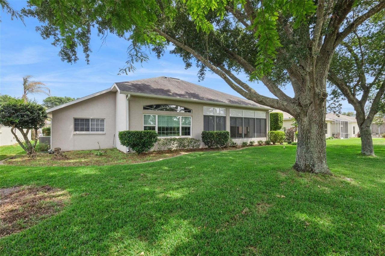 5607 Sir Churchill Drive, Leesburg, FL 34748 Photo
