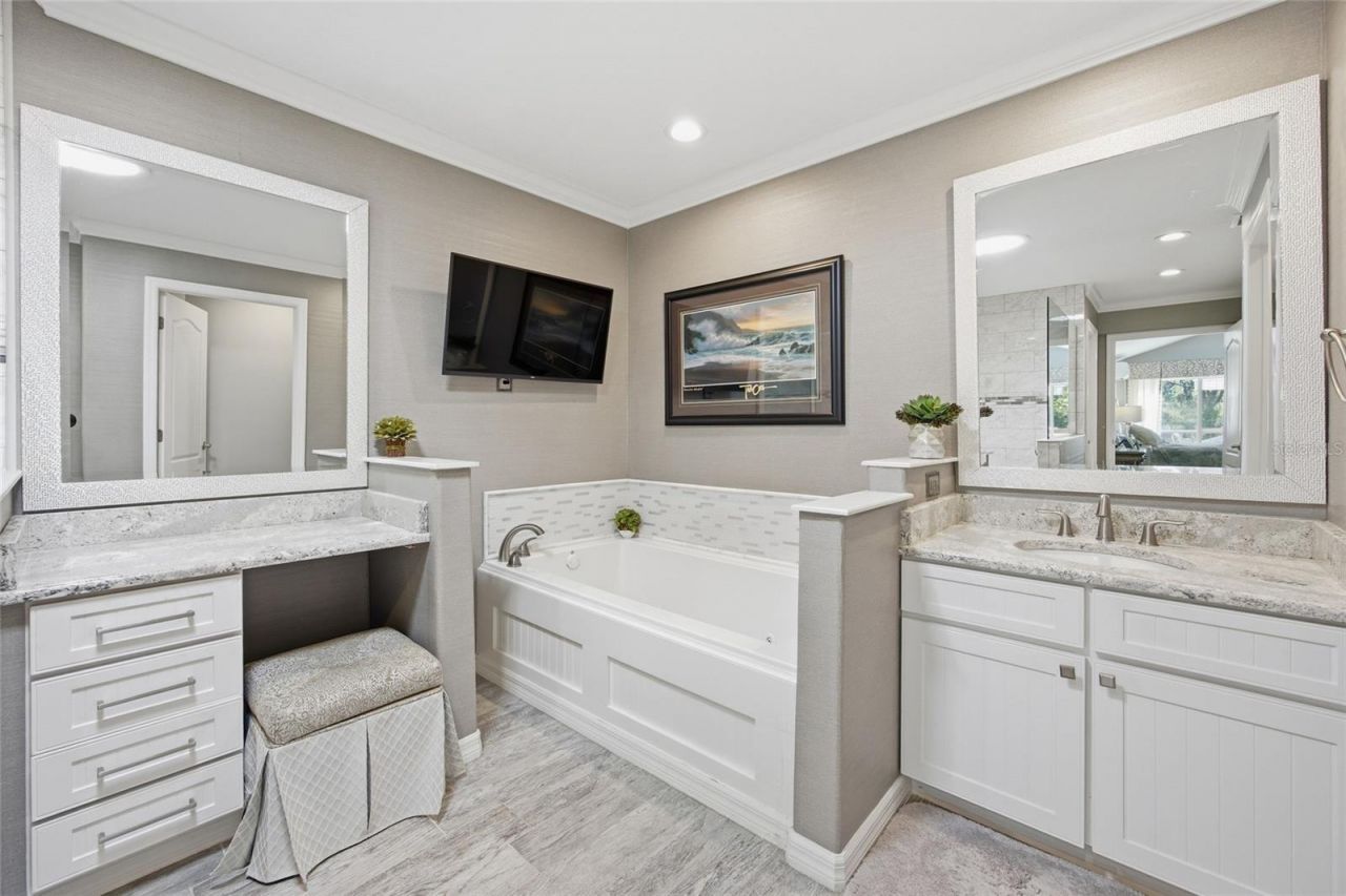 6120 Landings Boulevard , Lady Lake, FL 32159 Photo
