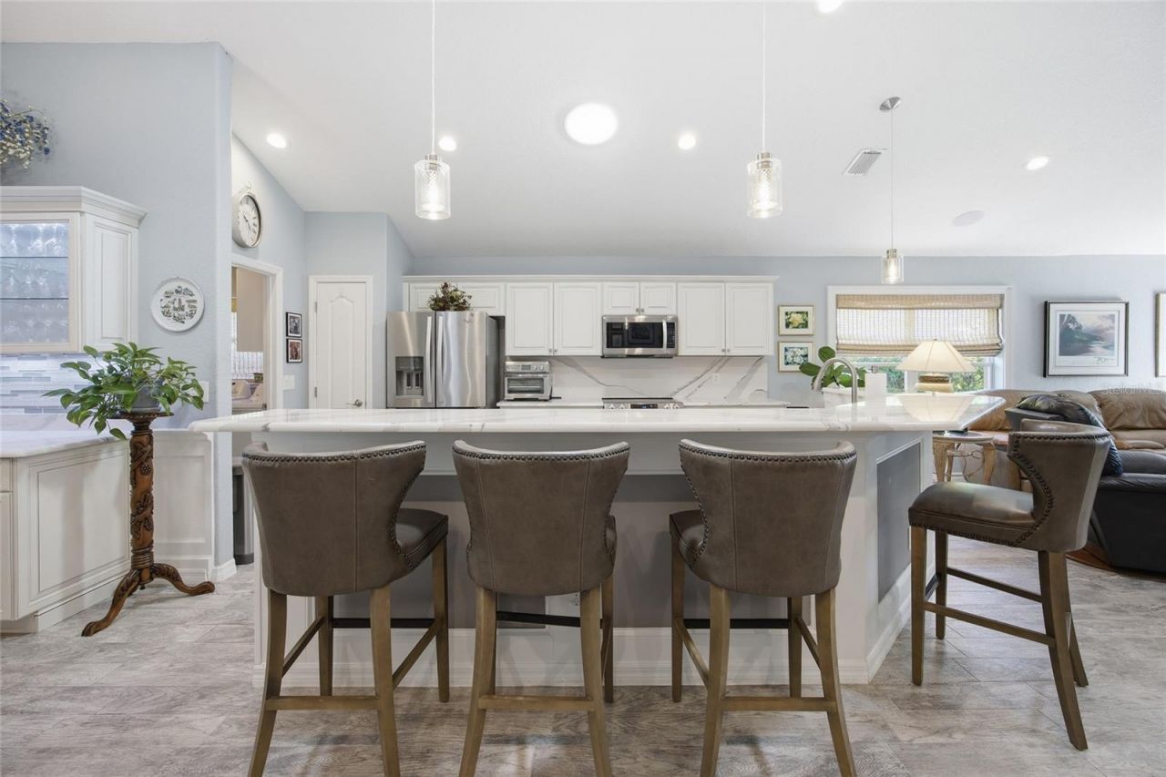 6120 Landings Boulevard , Lady Lake, FL 32159 Photo