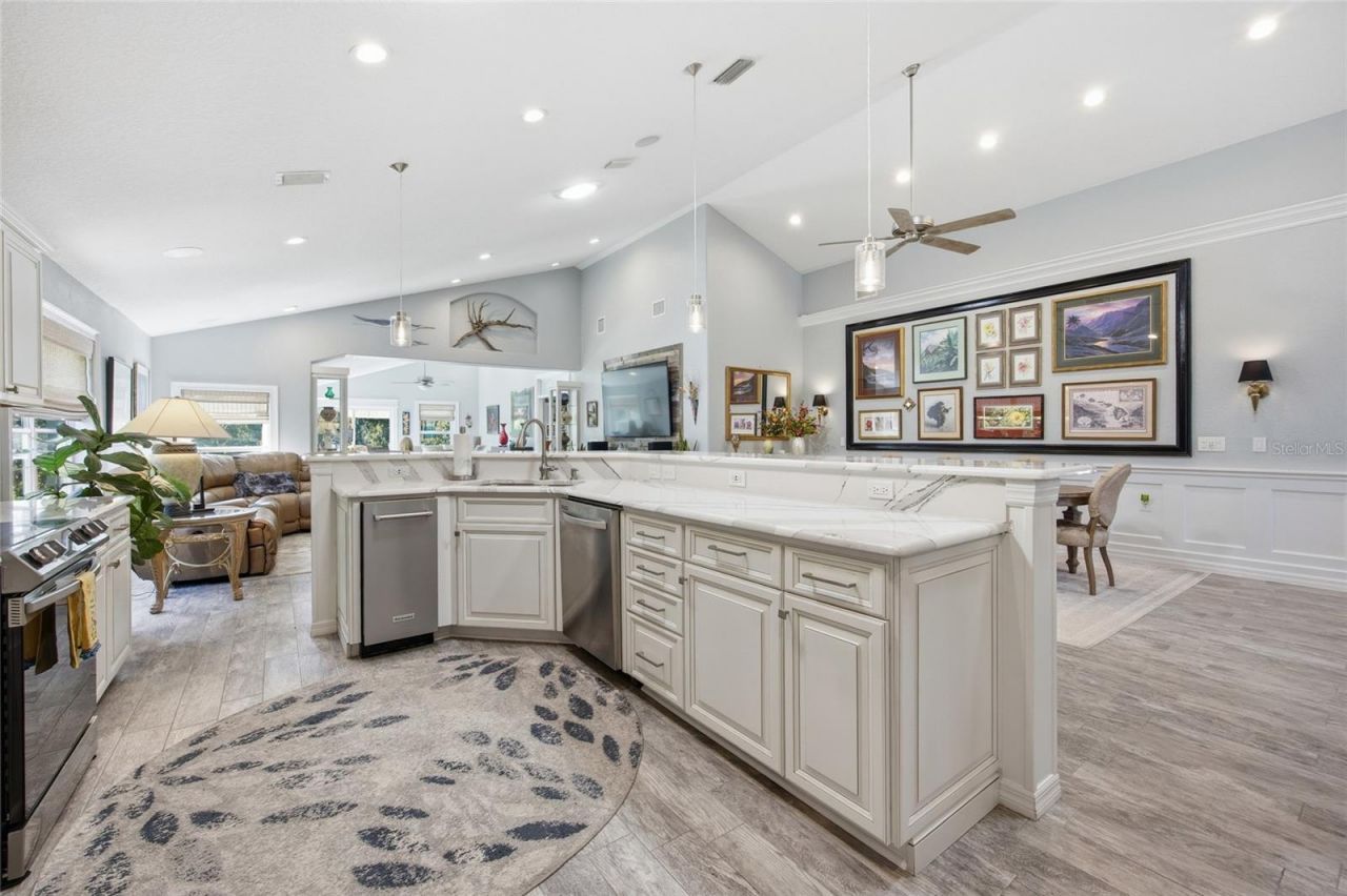 6120 Landings Boulevard , Lady Lake, FL 32159 Photo