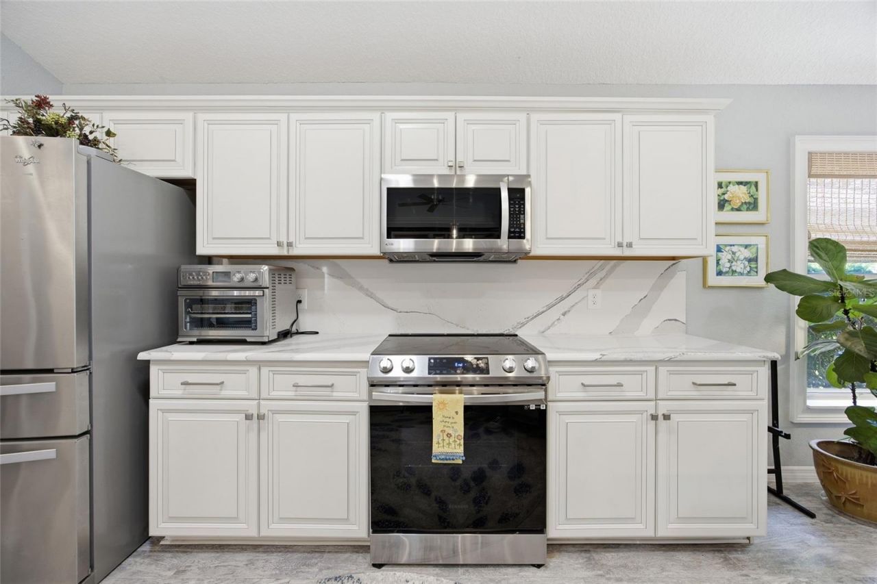6120 Landings Boulevard , Lady Lake, FL 32159 Photo