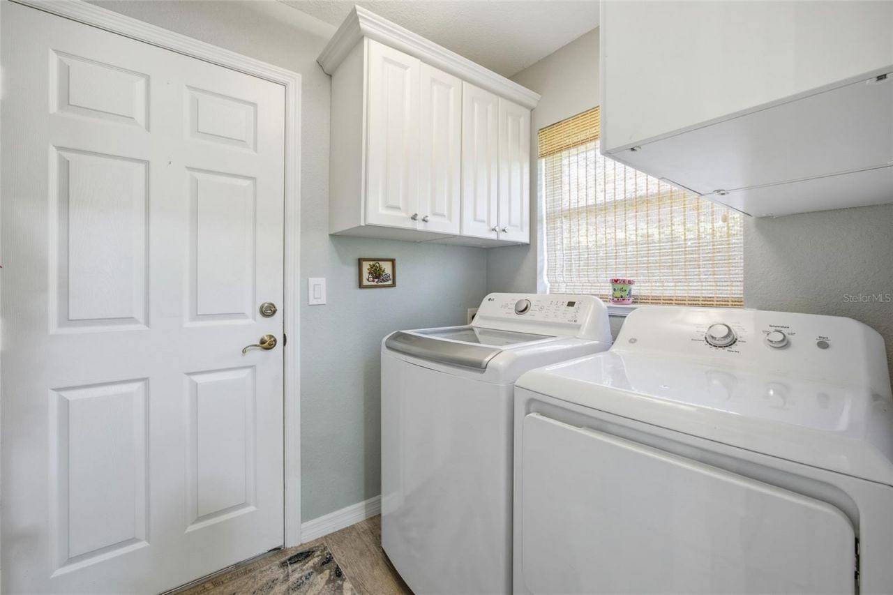 6120 Landings Boulevard , Lady Lake, FL 32159 Photo