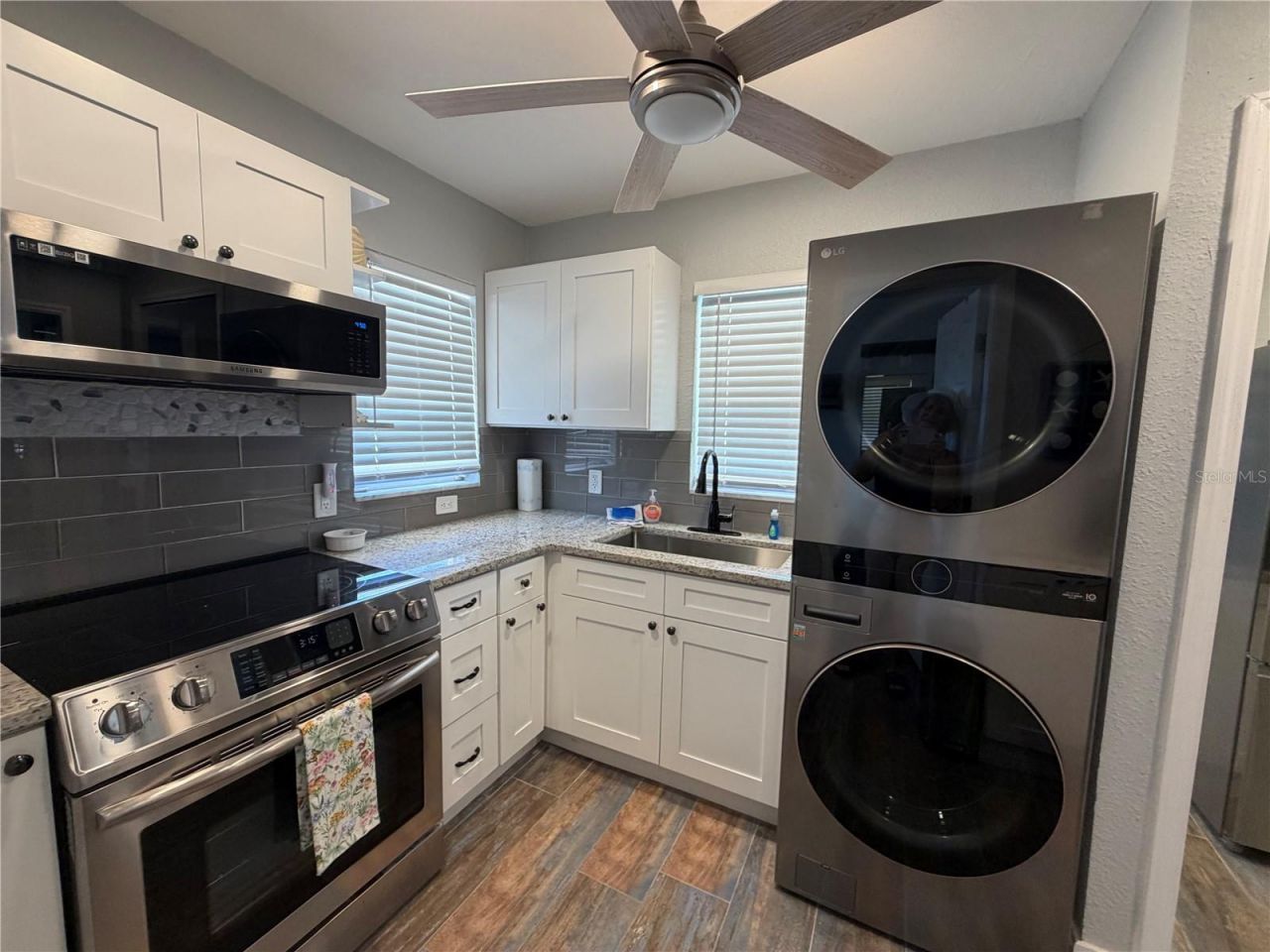 5053 N Beach Road , Unit 9E/W, Englewood, FL 34223 Photo