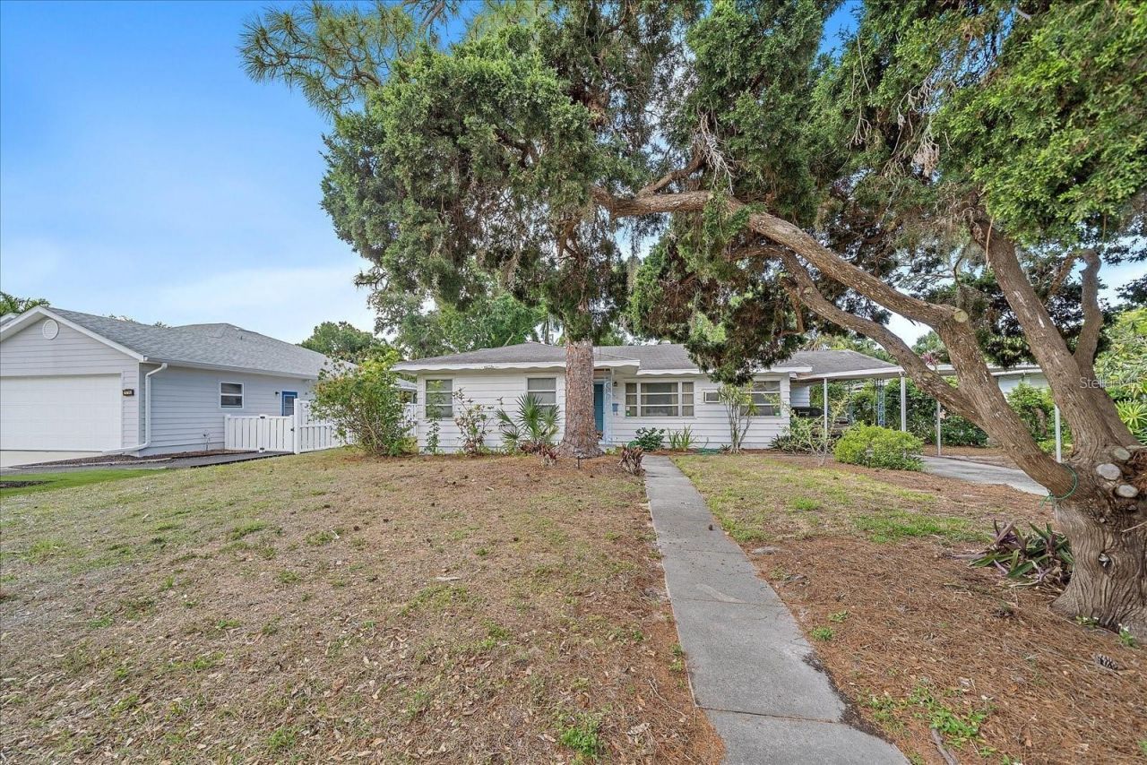 1702 Waldemere Street , Sarasota, FL 34239 Photo
