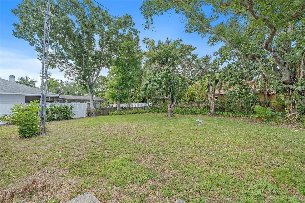 1702 Waldemere Street , Sarasota, FL 34239 Photo