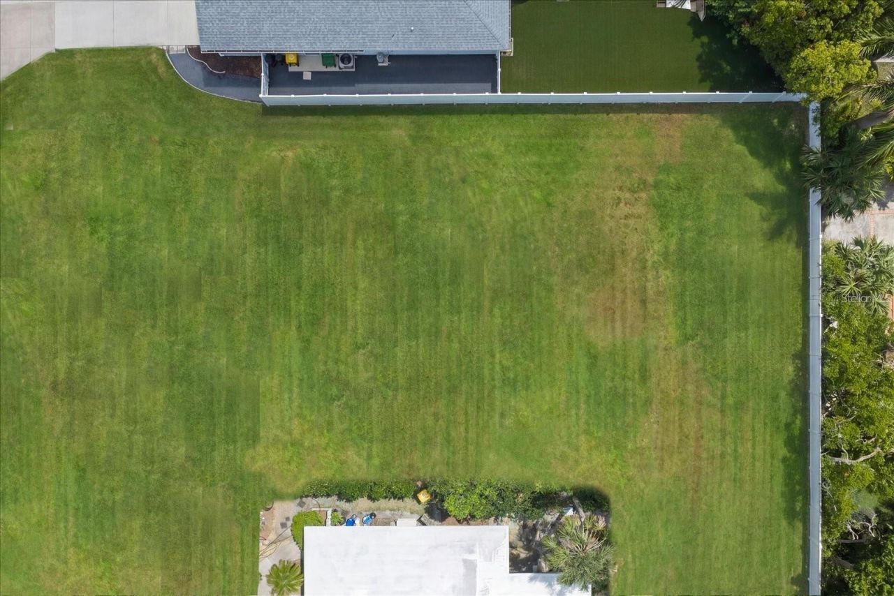 1702 Waldemere Street , Sarasota, FL 34239 Photo