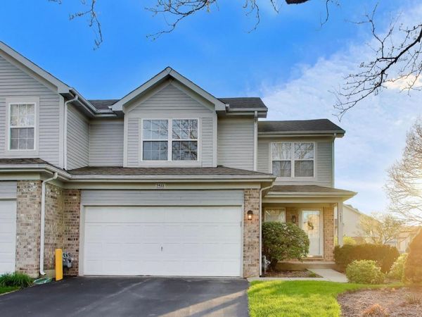 1422 Welland Court , Unit 1422, Roselle, IL 60172