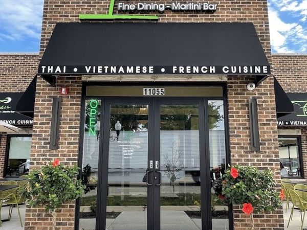 11055 W Roosevelt Road , Westchester, IL 60154