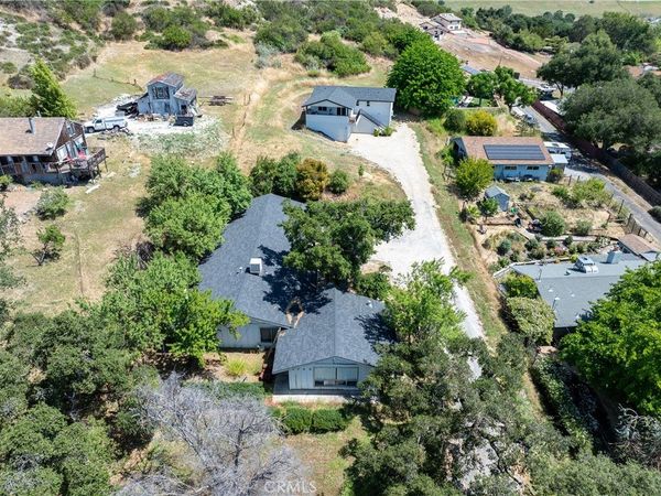 9755 Las Lomas , Atascadero, CA 93422