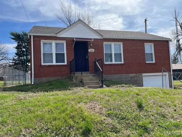 2820 Ashby Road , St Louis, MO 63114