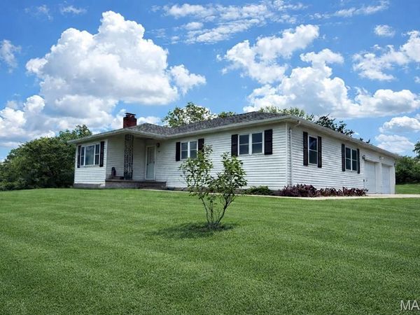 900 E Main Street , Marthasville, MO 63357