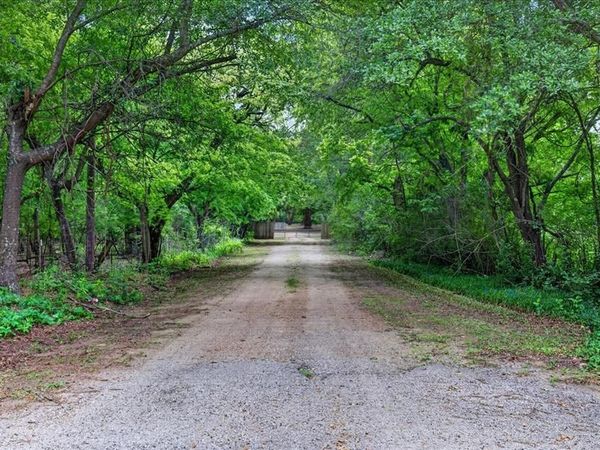 325 Lincoln Street, Trinidad, TX 75163