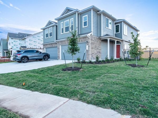 7100 Dancing Wind LN, Del Valle, TX 78617