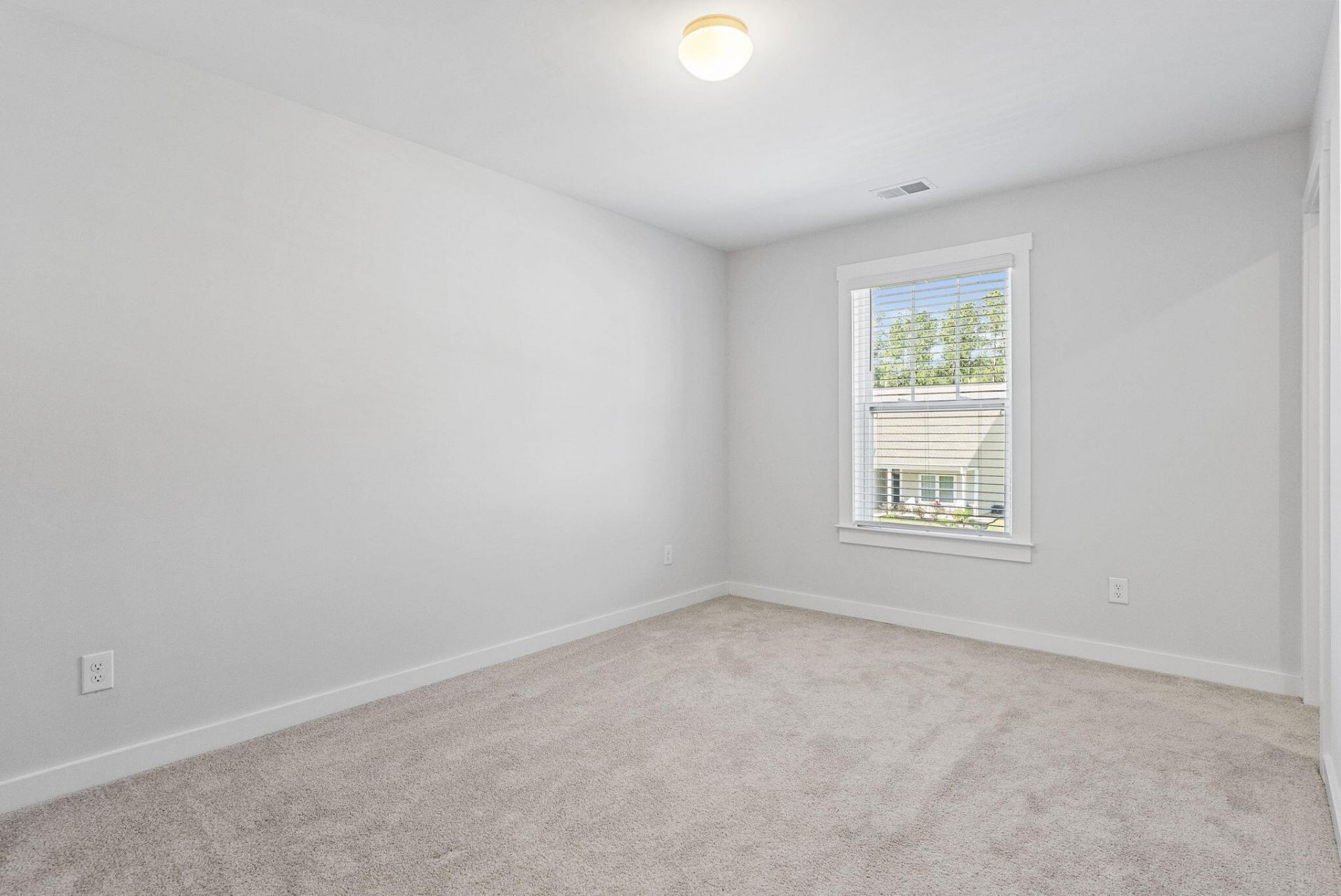 128 Surfbird Road Photo 37