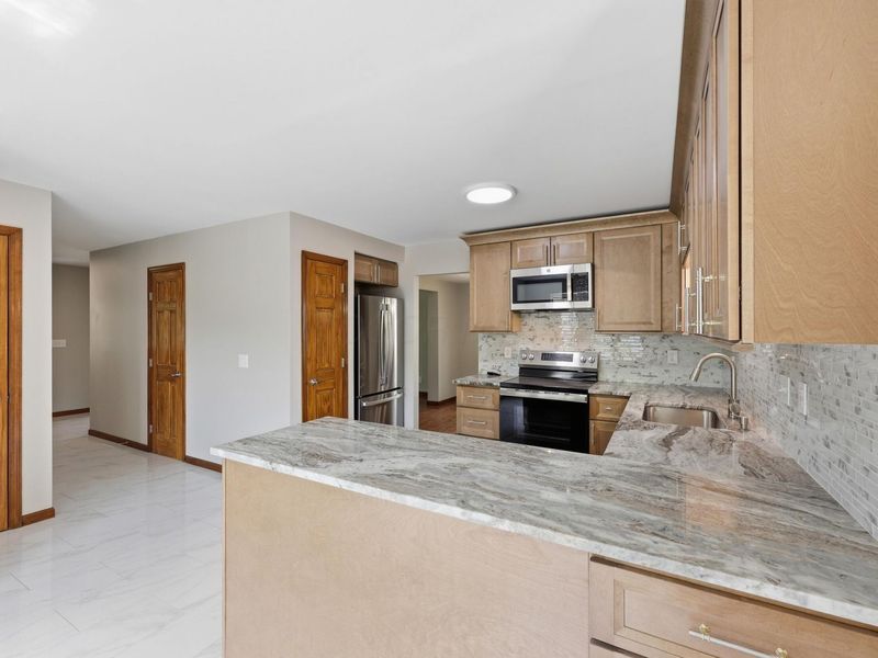 565 Peach Street, Westerville, OH 43082 Photo 11