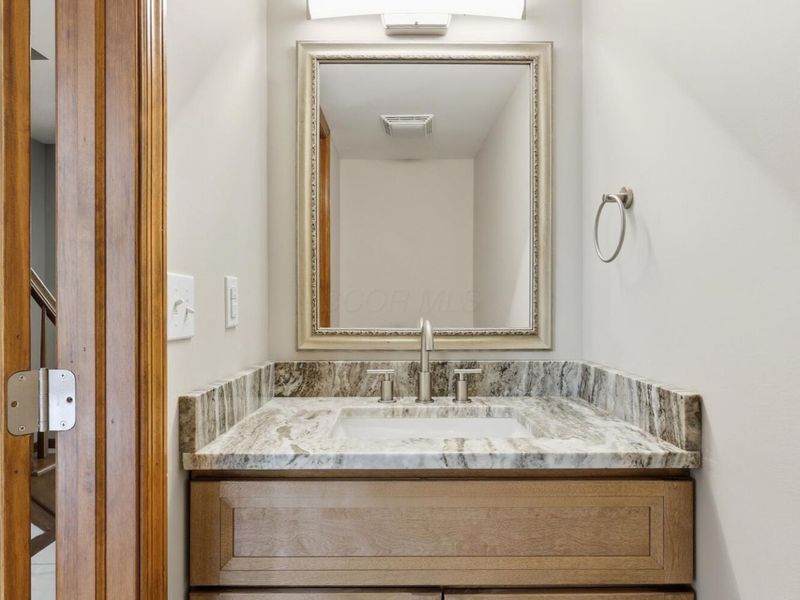 565 Peach Street, Westerville, OH 43082 Photo 18