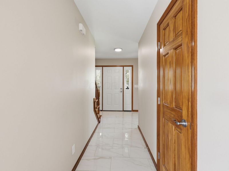 565 Peach Street, Westerville, OH 43082 Photo 5