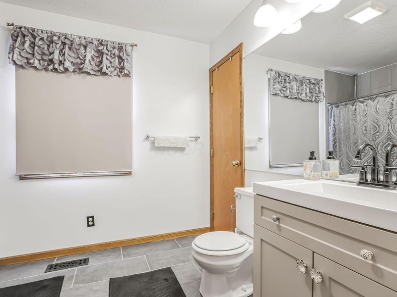 10647 Wilkins Run Road NE, Newark, OH 43055 Photo 16