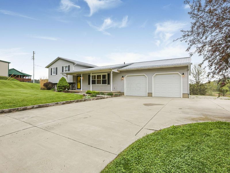 10647 Wilkins Run Road NE, Newark, OH 43055 Photo 3