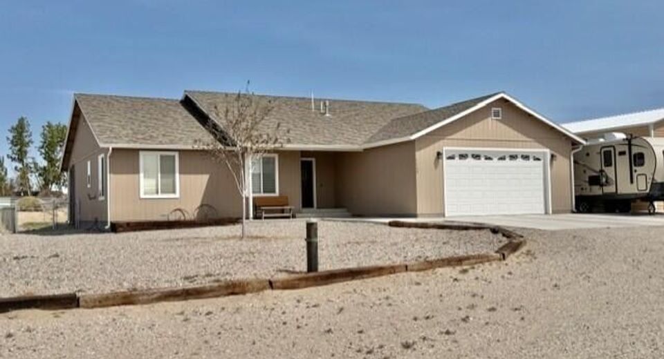 1135 Jungle Drive, Fallon, NV 89406 Photo