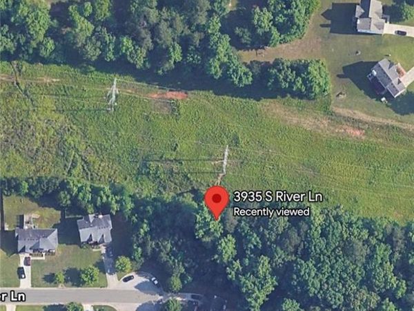 3935 S River Lane , Ellenwood, GA 30294