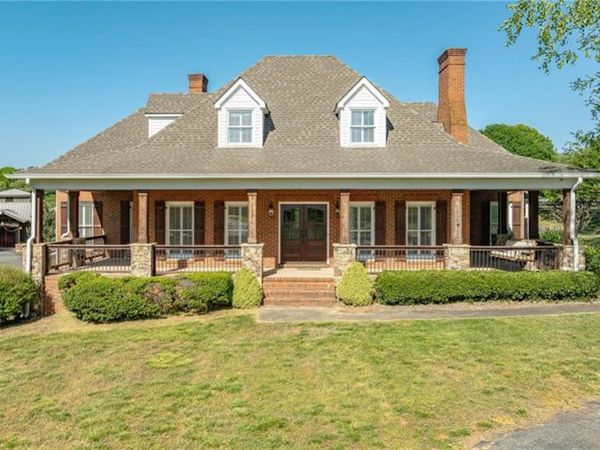 5340 Drew Road , Alpharetta, GA 30004