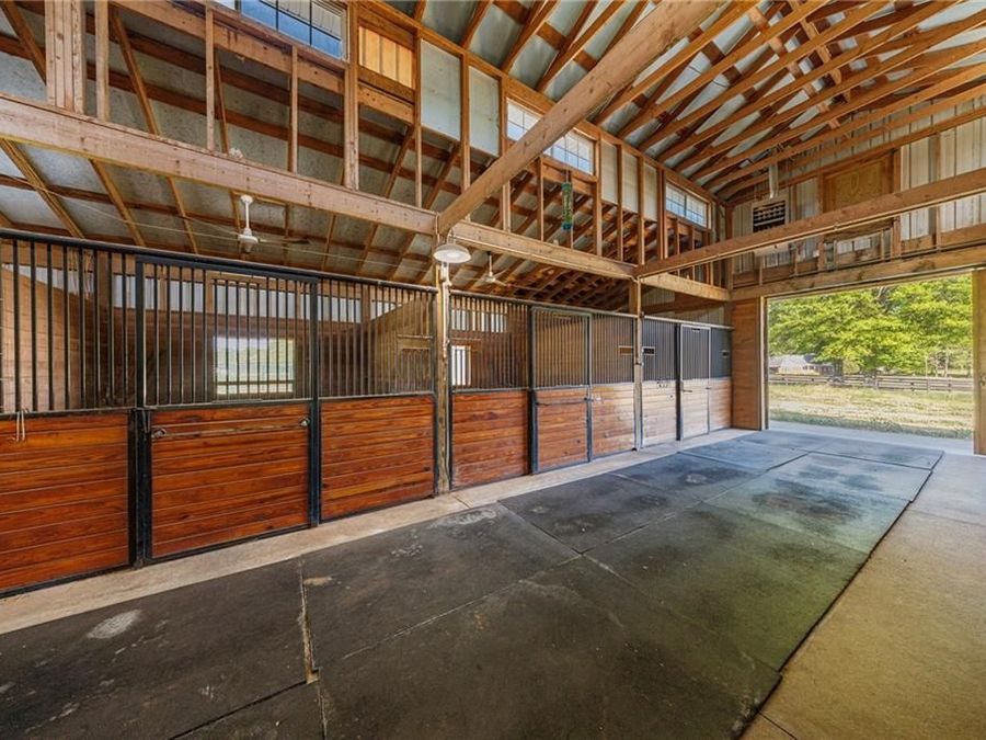 Property Image 124