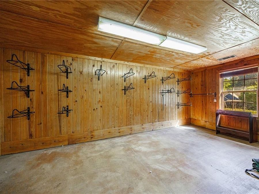 Property Image 128